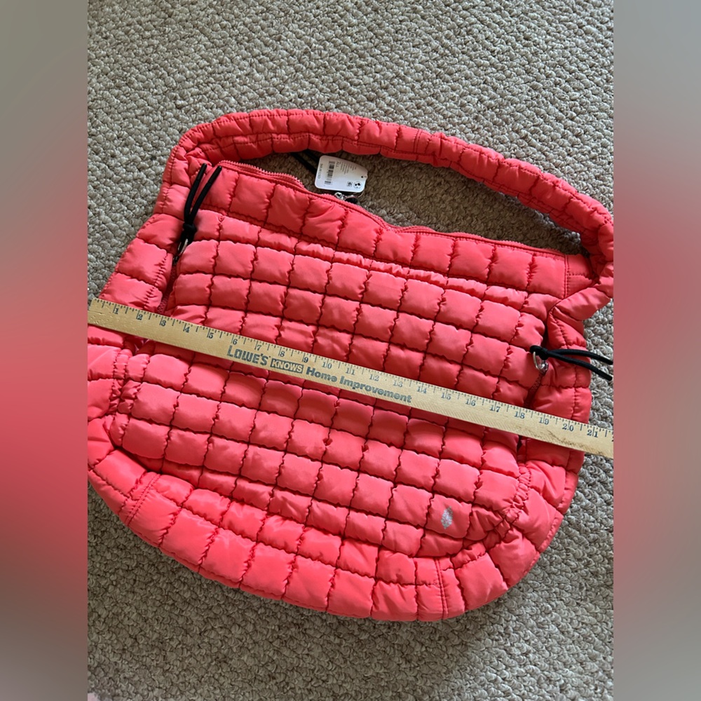 Free People NWT Caryall Puff Large bag pink - Picture 6 of 9